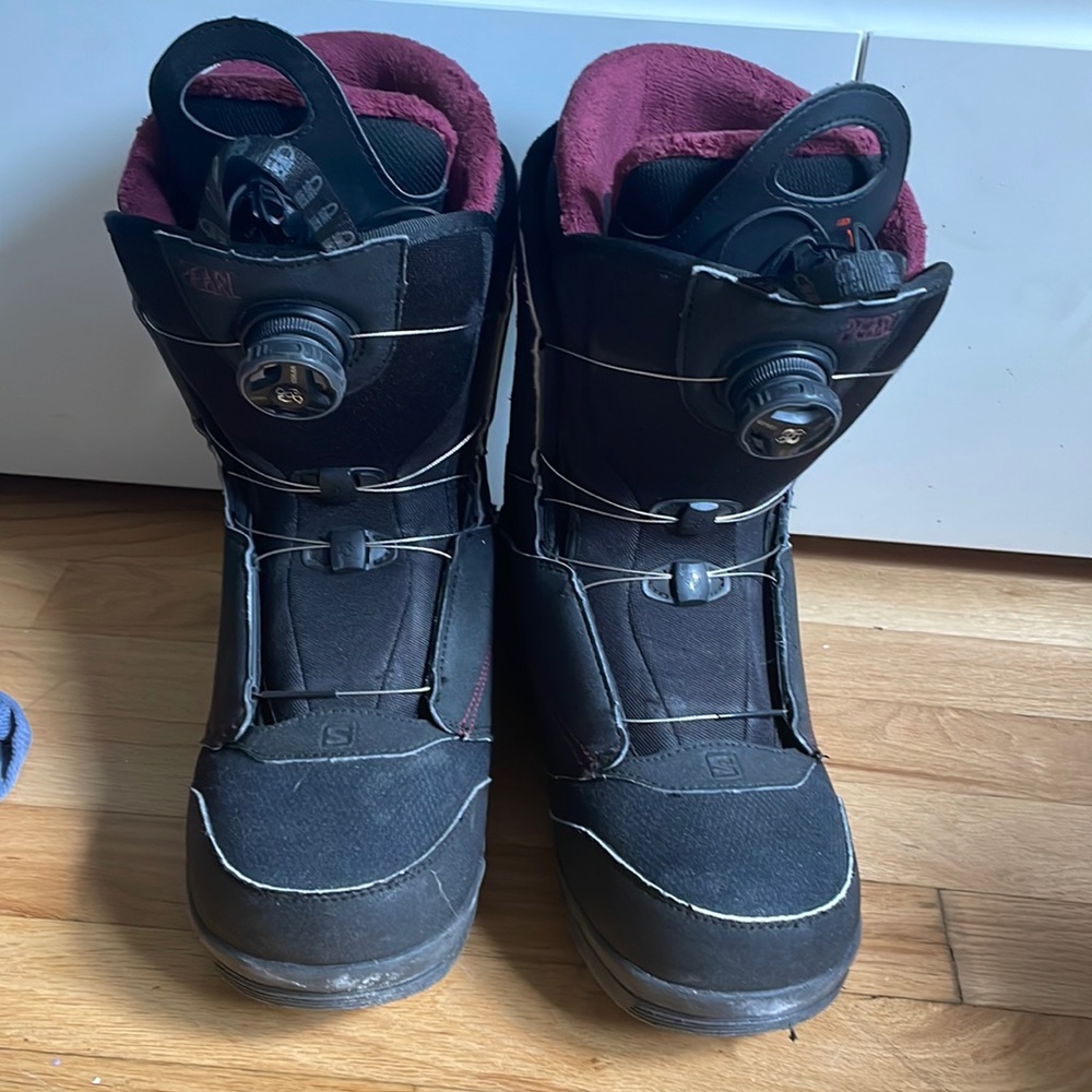 Salomon snowboarding boots